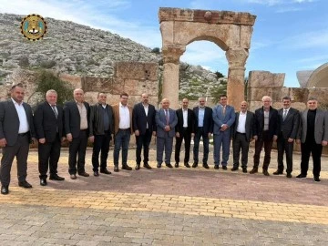 رئيس غرفة صناعة حلب ووفد مجلس الإدارة يلتقي مع رئيس الهيئة العامة للمنافذ البرية والبحرية 