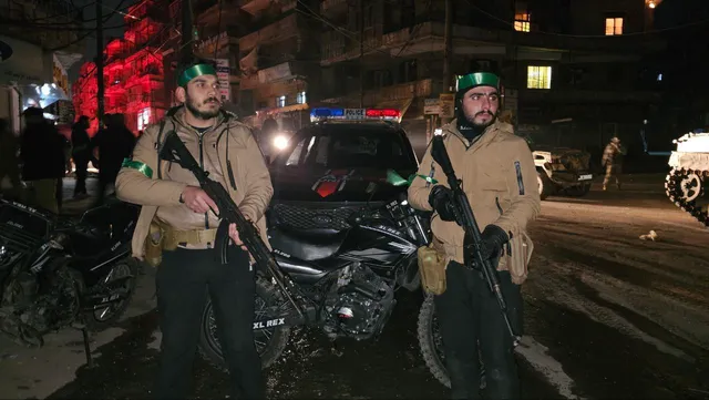  ميليشيا "قسد" تحاول إجبار الأهالي على مغادرة الشيخ مقصود عبر الحافلات