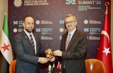 وزير الإعلام الدكتور حمزة المصطفى يلتقي السيد برهان الدين دوران