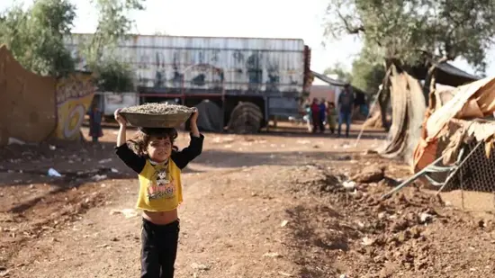 الصليب الأحمر الدولي يحذر:90 % من السوريين تحت خط الفقر