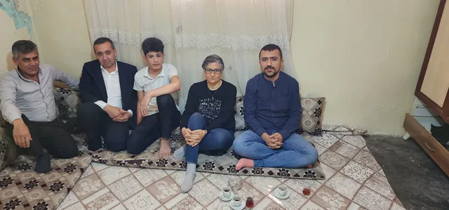حقوقي يكشف واقع عائلة الطفل "أحمد زينب" في تركيا