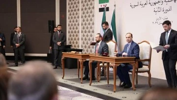 وزير الإعلام حمزة المصطفى. يوقع اتفاقية تعاون مشترك مع وزير الاتصال الحكومي الاردني 