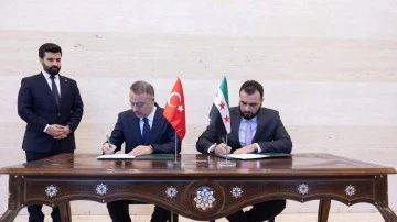الخارجية السورية توقع مذكرة تفاهم مع مؤسسة المعارف التركي 