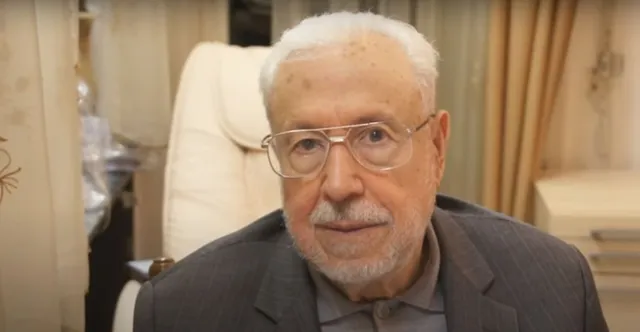 وفاة الداعية والمفكر الإسلامي السوري &quot;عصام العطار&quot; عن عمر ناهز 97 عاماً