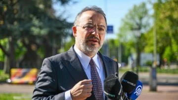 يلماز: أمن دمشق جزء من أمن تركيا ومستعدون لتدريب الجيش السوري