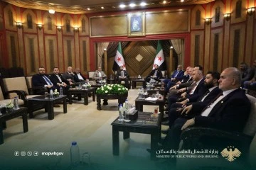وزير الأشغال العامةومحافظ حلب  يستقبل رجل الاعمال محمد العبار  