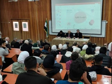 رئيس غرفة صناعة. حلب يشارك بورشة. عمل بكلية الهندسة 