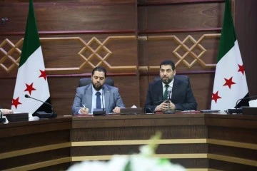 وزير الأشغال العامة ومحافظ اللاذقية يبحثان واقع المشاريع والخطط التنظيمية