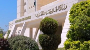 وزارة الخارجية تعيّن قائمين بالأعمال في عدد من البعثات الدبلوماسية السورية