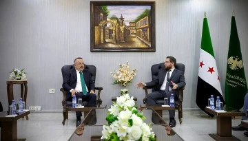 وزير التنمية الإدارية يستقبل سفير جمهورية تركيا 