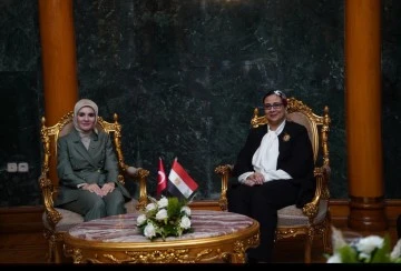 المستشارة امل عمار تلتقي بوزيرة الأسرة التركية 