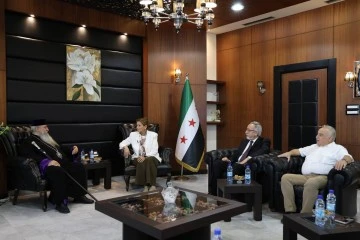 وزيرة الشؤون الاجتماعية تلتقي مطران الأرمن الأرثوذكس لابرشية حلب