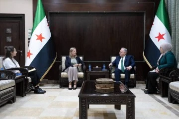 وزير المالية يبحث مع سفيرة النرويج سبل دعم إعادة الاعمار