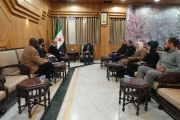 محافظ حلب المهندس عزام الغريب يلتقي وفد برنامج الأغذية العالمي 