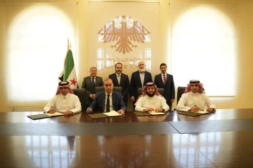 شراكة إستراتيجية بين وزارة السياحة وشركات سعودية 