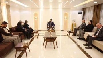 وزير الداخلية المهندس انس خطاب يستقبل وفدا من المكون المسيحي 