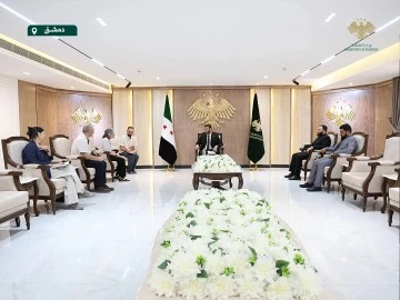 وزارة الطاقة تبحث مع وفد اوكسفام تعزيز التعاون في خدمات مياه الشرب