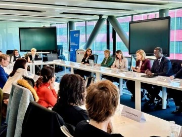 منظمة انتربيس تستضيف وزيرة الشؤون الاجتماعية والعمل 