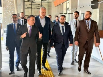 تعاون مشترك في مجالات التحول الرقمي والخدمات الحكومية الذكية مع وكالة الأذربيجانية 