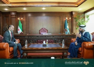 رئيس الهيئة العامة للمنافذ والجمارك يبحث مع السفير الإماراتي التعاون المشترك الإماراتي 