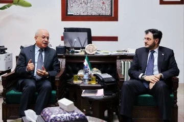 تعاون بين وزارتي النقل والاتصالات بمشروع اتمتة اجازات السوق