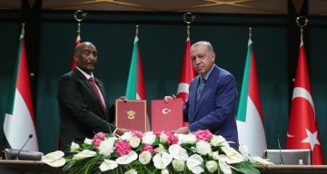 رئيس مجلس السيادة السوداني يزور تركيا اليوم