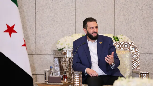 مرسومان اقتصاديان للرئيس الشرع يثيران جدلاً دستورياً وقانونياً