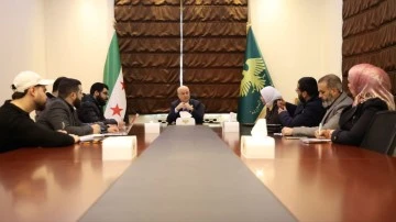 اجتماعا تنسيقيا لربط خدمات وزارة النقل بمنصة حاضر 