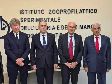 وزير الزراعة الدكتور امجد بدر يشارك في الندوةالتي عقدت  بمقر معهد الإيطالية 