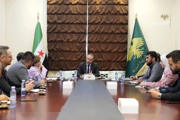 معاون وزير النقل يبحث مع وفد جمعية الصناعيين التعاون المشترك 