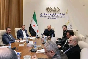 غرفة تجارة دمشق تبحث واقع استيراد السيارات 