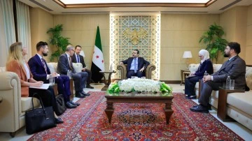 وزير الخارجية السيد اسعد حسن الشيباني يلتقي القائم بأعمال سفارة جمهورية ألمانيا الاتحادية