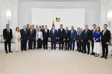 وفد مجلس العلاقات الاقتصادية الخارجية يلتقي رئيس الوزراء العراقي في بغداد