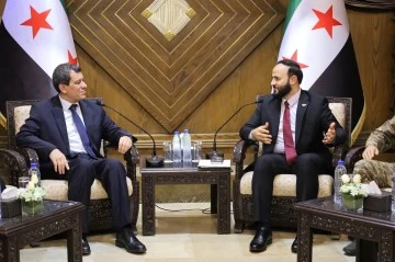 محافظ حلب يلتقي مع مستشار رئاسة الجمهورية مصطفى خليل عبدي