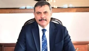 وزير الداخلية التركي يعلن إعفاء السوريين من "إذن العمل"