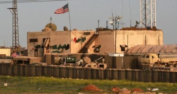 تعرض قاعدة أمريكية لهجوم شرقي سوريا