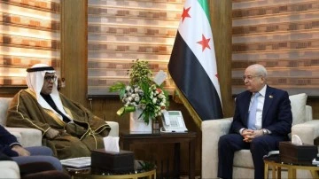 وزير النقل يبحث مع مسؤول اللوجستيات مجال النقل والخدمات 