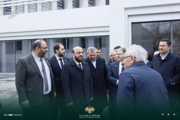 معاون وزير الاقتصاد. ورئيس اتحاد غرف التجارة يزوران مجمعات في بخاري الأوزبكية 